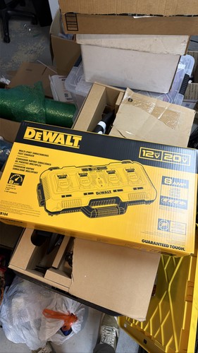 Dewalt dcb104 12v 20v - dewalt, max